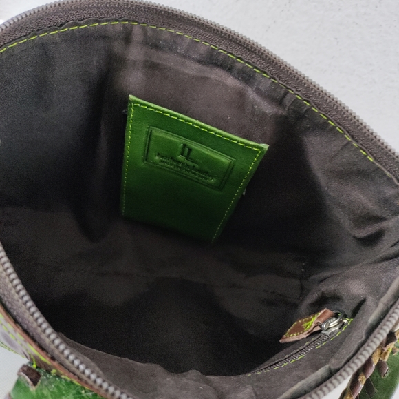 COPY - Leathers In Leather Vintage Contrast Cross Stitch Tooled Leather Crossbo… - Picture 11 of 12